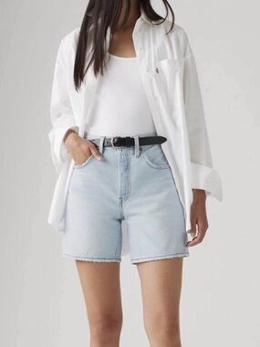 NWT Levi’s 501 Lightweight Mid Thigh Denim Shorts Size 33